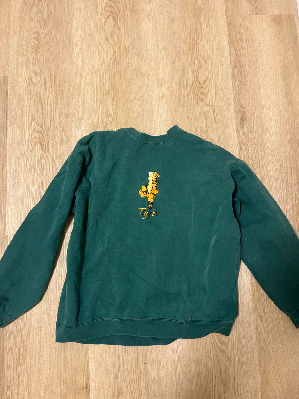 Vintage Tigger sweater